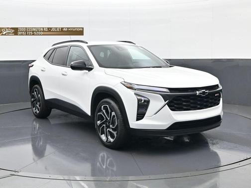 Summit White 2024 Chevrolet Trax FWD 2RS