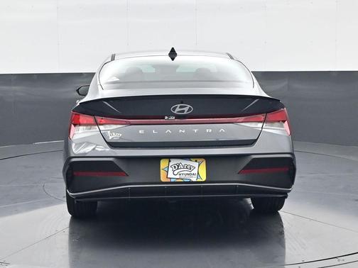2026 Hyundai ELANTRA Sport