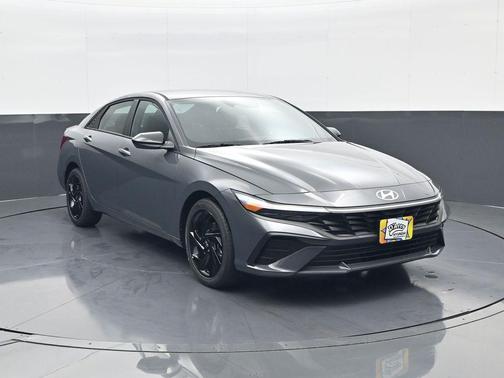 2026 Hyundai ELANTRA Sport