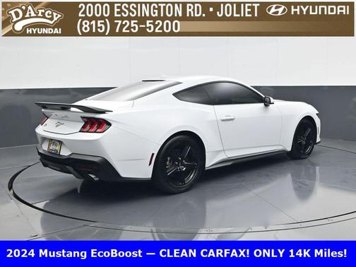 2024 Ford Mustang EcoBoost