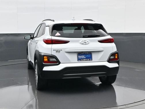 2020 Hyundai KONA SEL Plus