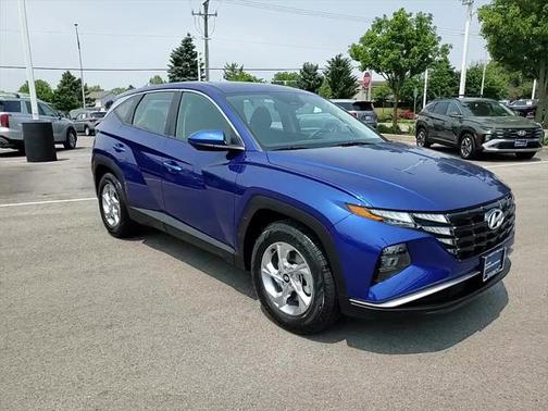 2023 Hyundai TUCSON SE