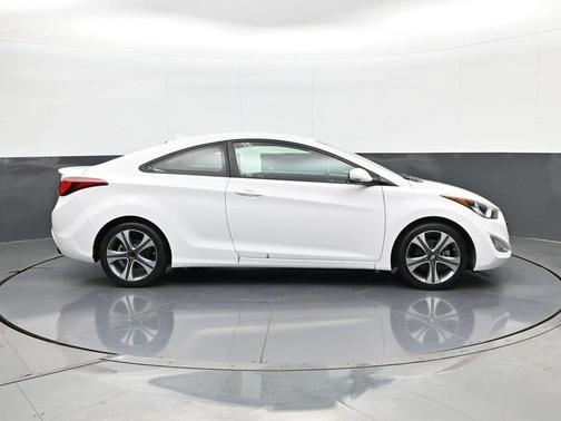Monaco White 2014 Hyundai ELANTRA SE