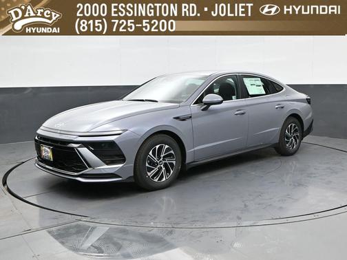 2026 Hyundai SONATA Hybrid Base