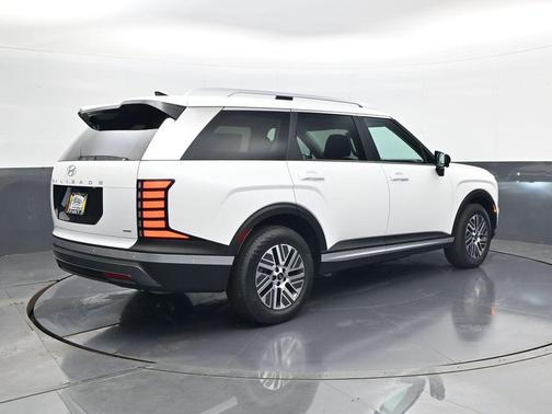 Creamy White Pearl 2026 Hyundai Palisade Hybrid SEL Premium 7P