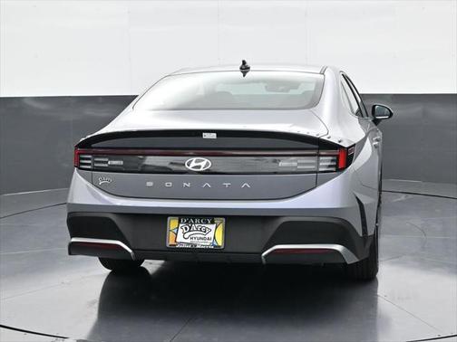 2025 Hyundai SONATA SE