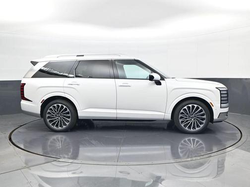 Creamy White Pearl 2026 Hyundai Palisade Hybrid Calligraphy