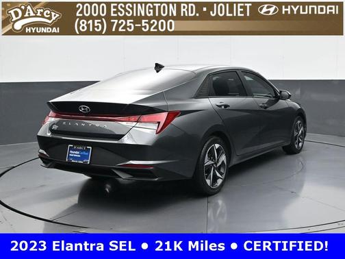 2023 Hyundai ELANTRA SEL