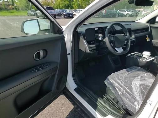 2025 Hyundai IONIQ 5 SEL