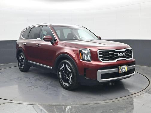 2023 Kia Telluride S