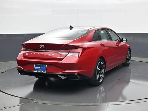 2021 Hyundai ELANTRA Limited