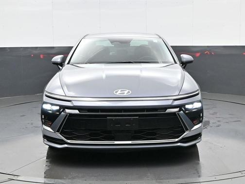 2025 Hyundai SONATA Hybrid SE