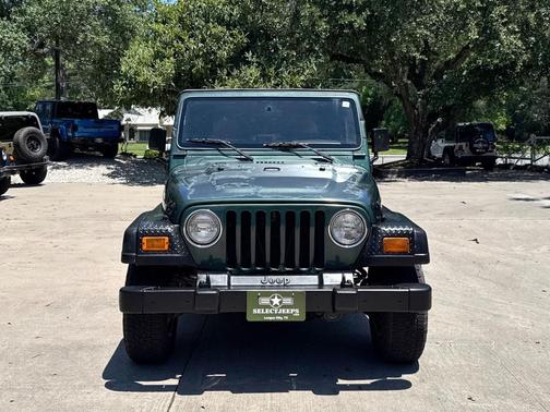 Forest Green Pearlcoat 2000 Jeep Wrangler Sport
