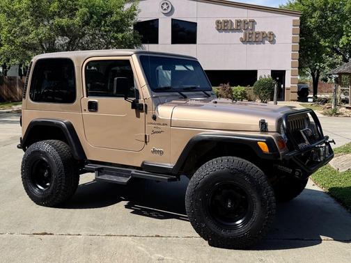 Desert Sand Pearlcoat 2000 Jeep Wrangler Sport