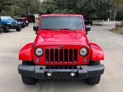 Firecracker Red Clearcoat 2018 Jeep Wrangler JK Unlimited Altitude