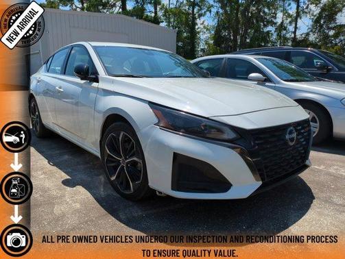 2023 Nissan Altima 2.5 SR
