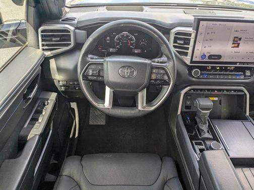 2022 Toyota Tundra Platinum