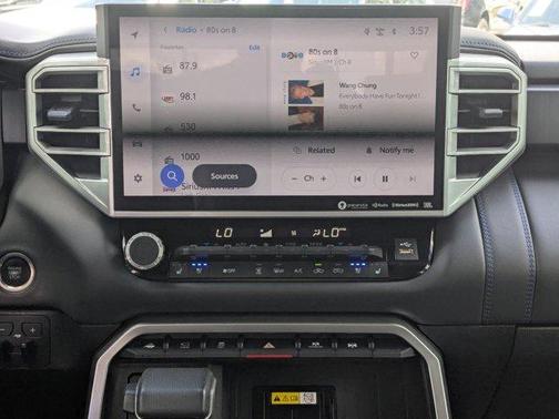 2022 Toyota Tundra Platinum