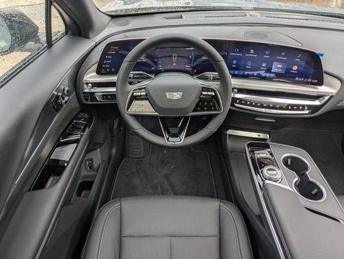 2025 Cadillac LYRIQ Luxury