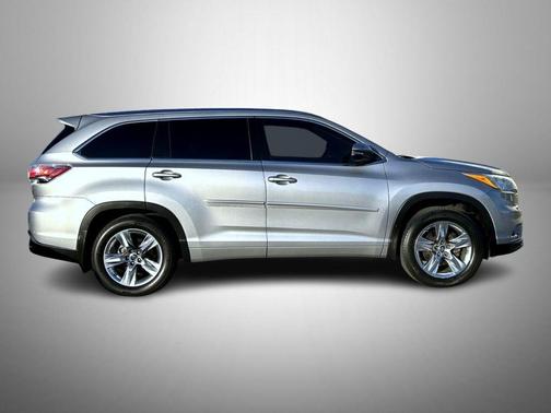 2016 Toyota Highlander Limited Platinum