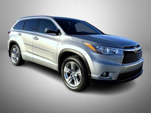 2016 Toyota Highlander Limited Platinum