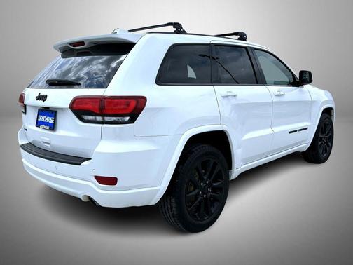 Bright White Clearcoat 2019 Jeep Grand Cherokee Altitude