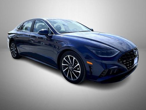 2022 Hyundai SONATA Limited