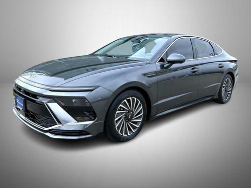 2025 Hyundai SONATA Hybrid Limited