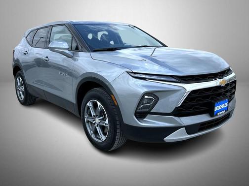 Sterling Gray Metallic 2025 Chevrolet Blazer LT