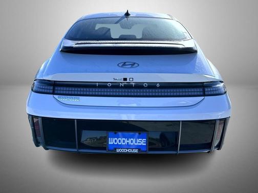 2025 Hyundai IONIQ 6 SEL