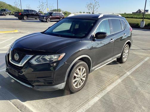 Magnetic Black 2018 Nissan Rogue SV