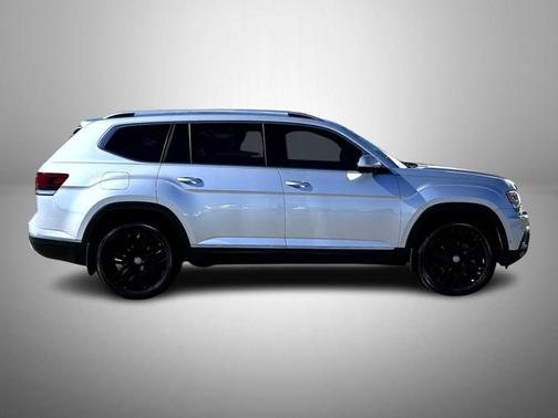 2019 Volkswagen Atlas 3.6L SEL Premium