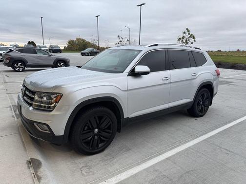 2019 Volkswagen Atlas 3.6L SEL Premium