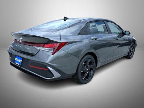 Amazon Gray 2026 Hyundai ELANTRA SEL Sport