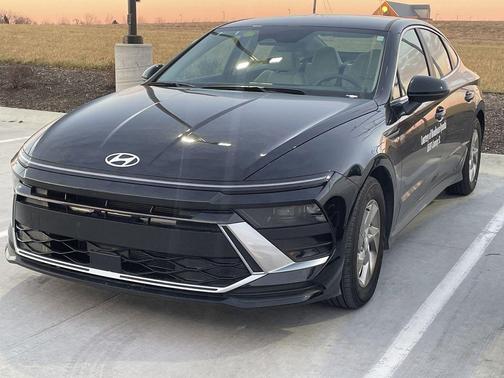 2025 Hyundai SONATA SE