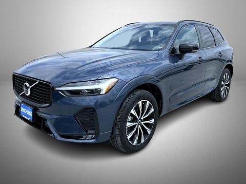 Denim Blue Metallic 2024 Volvo XC60 B5 Core