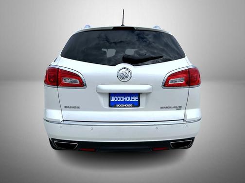 White Diamond Clearcoat 2014 Buick Enclave Premium