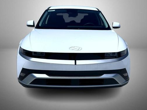 2025 Hyundai IONIQ 5 SE