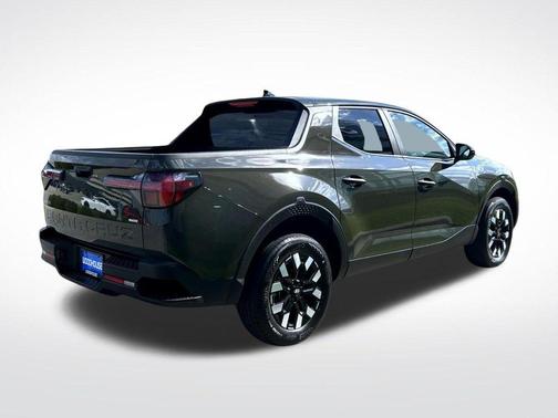 Green 2025 Hyundai SANTA CRUZ SE