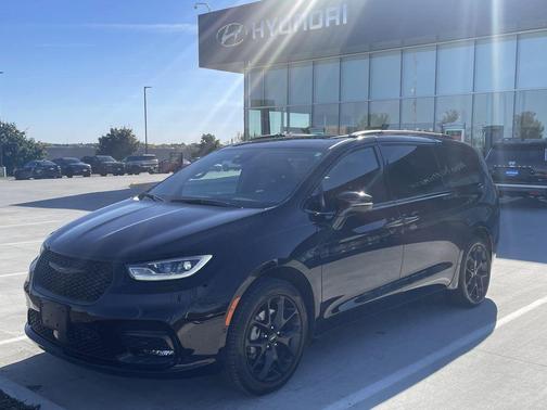 2024 Chrysler Pacifica Limited