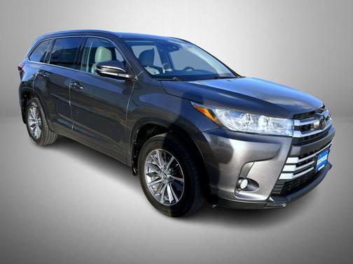 2018 Toyota Highlander SE