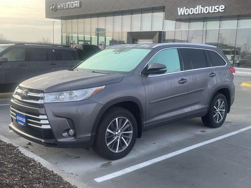 2018 Toyota Highlander SE