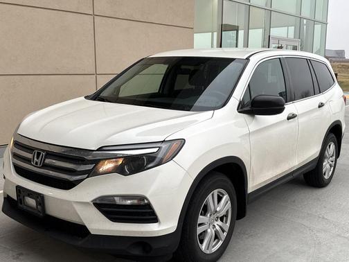 2017 Honda Pilot LX