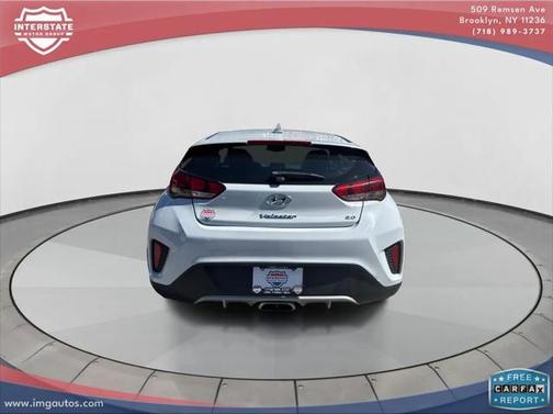 2020 Hyundai Veloster 2