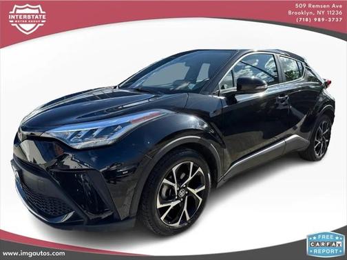 2022 Toyota C-HR XLE