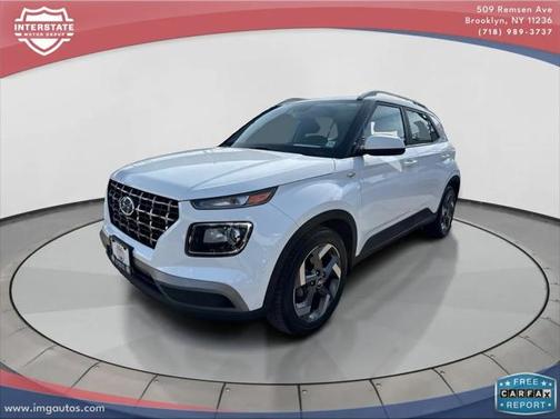 2022 Hyundai VENUE SEL