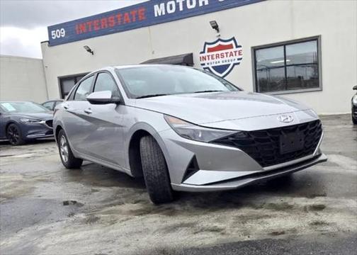 2021 Hyundai ELANTRA SE