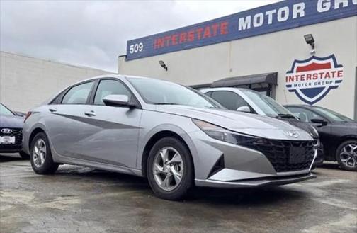 2021 Hyundai ELANTRA SE