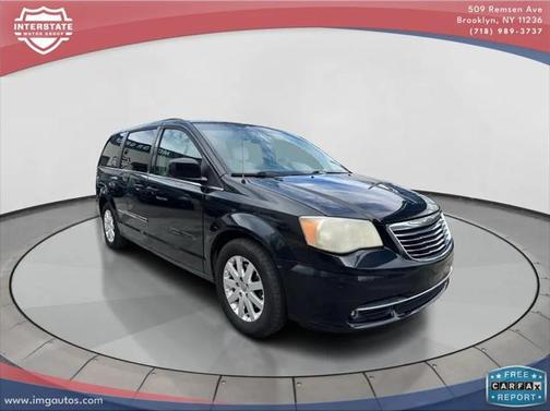 2013 Chrysler Town & Country Touring