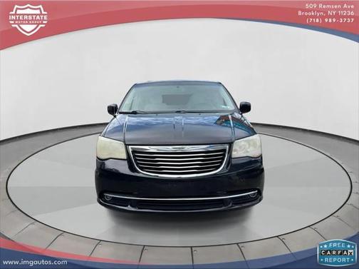 2013 Chrysler Town & Country Touring